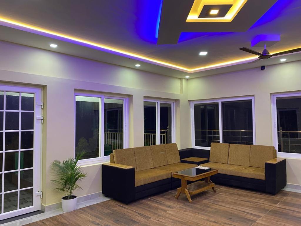 Earth Lounge Resort Vagamon Bagian luar foto