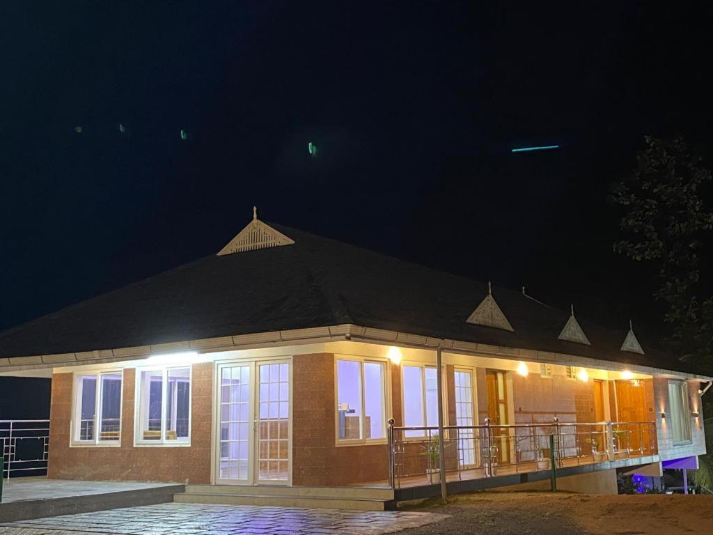 Earth Lounge Resort Vagamon Bagian luar foto
